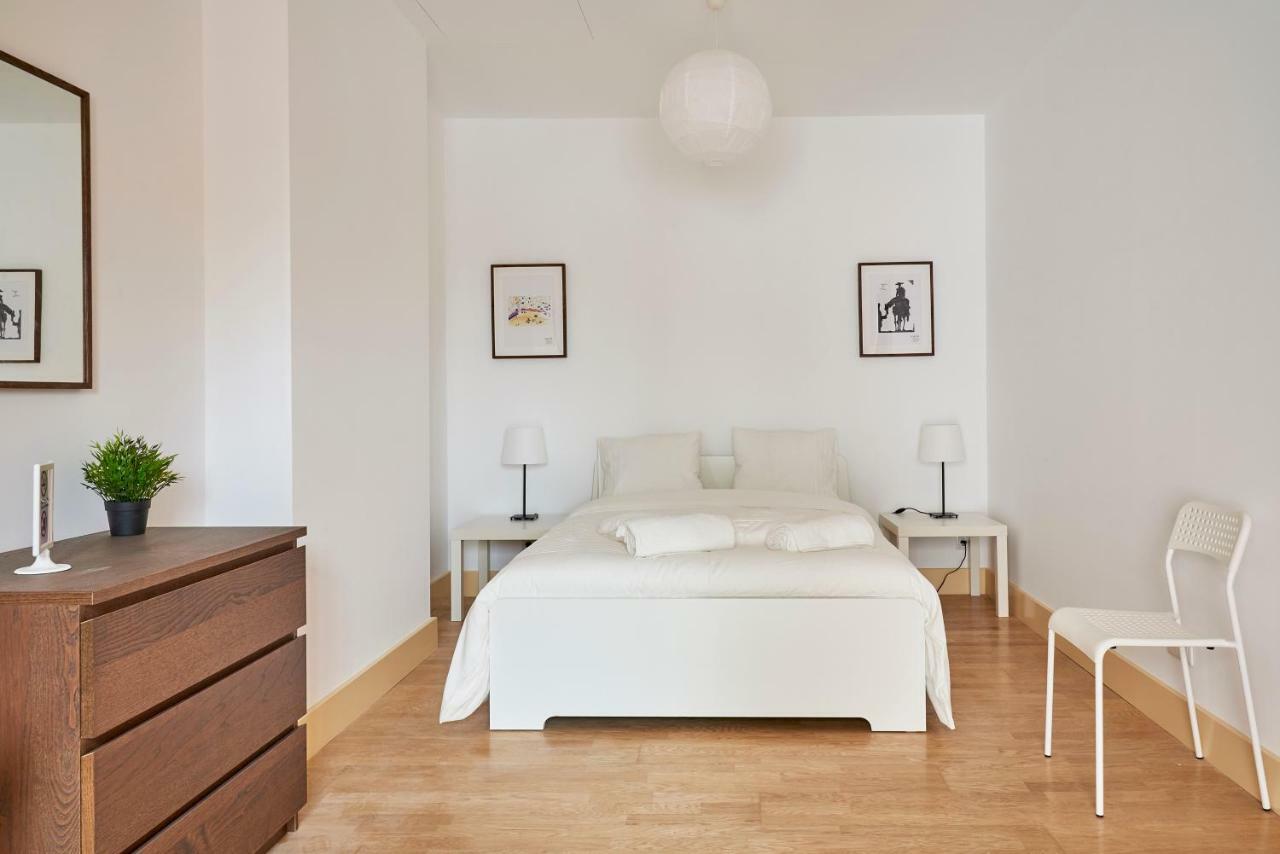 Campo Pequeno Avenida Hotel Lisbon Room photo